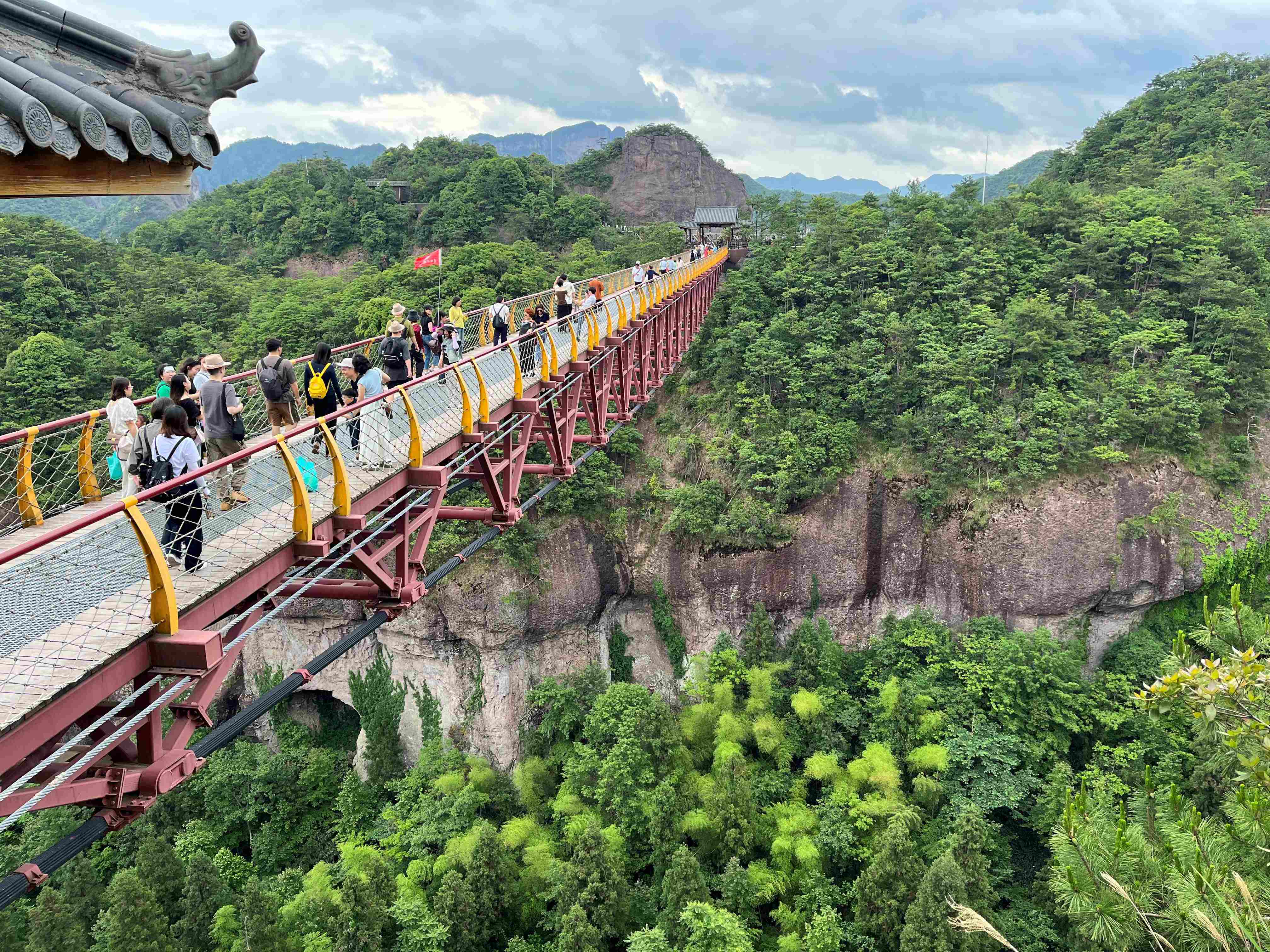 1749778855940237vlse.jpg 1749778855940237vlse.jpg